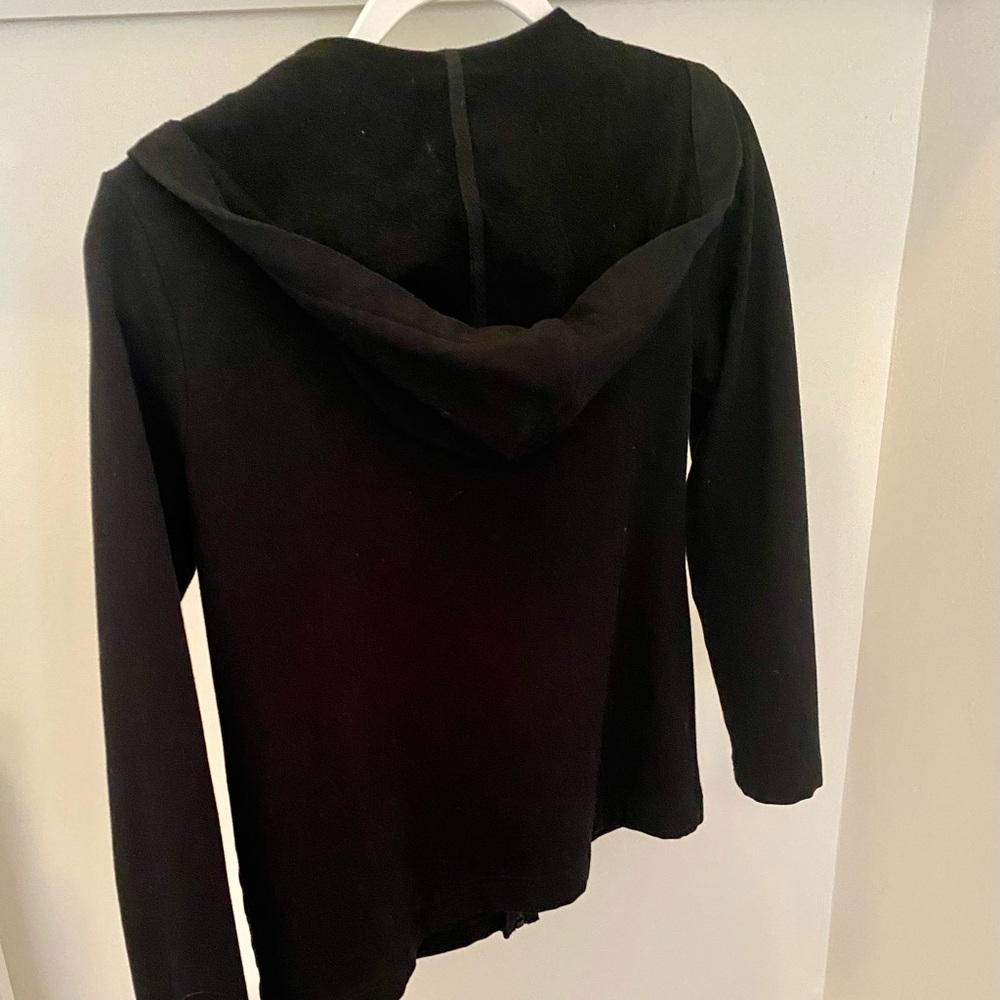 Petite Karen Scott Black Hoodie EUC - Picture 2 of 5